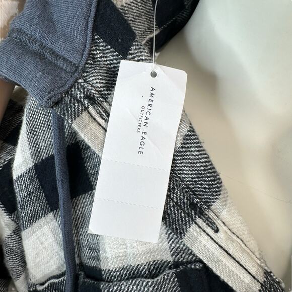 American Eagle Plaid Flannel Shirt Top Hoodie Womens Size Small Cropped - Picture 12 of 12